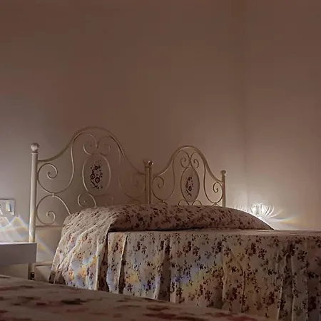 Casa Baciata Dal Mare مارسالا
