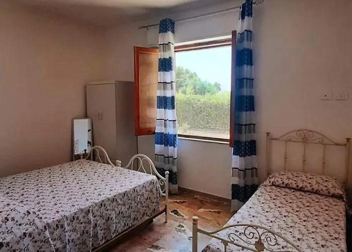 Casa Baciata Dal Mare 马尔萨拉